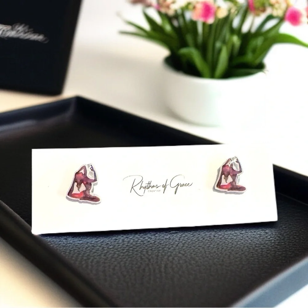 Sparkle Like a Superstar: Dancer Stud Earrings for Every Twirl and Tumble!💃NWT